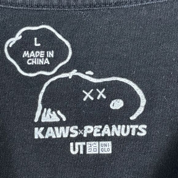 KAWS x Uniqlo x‎ Peanuts Joe Kaws Yawn Shirt Mens Large Black Snoopy Outline Tee - Picture 6 of 10